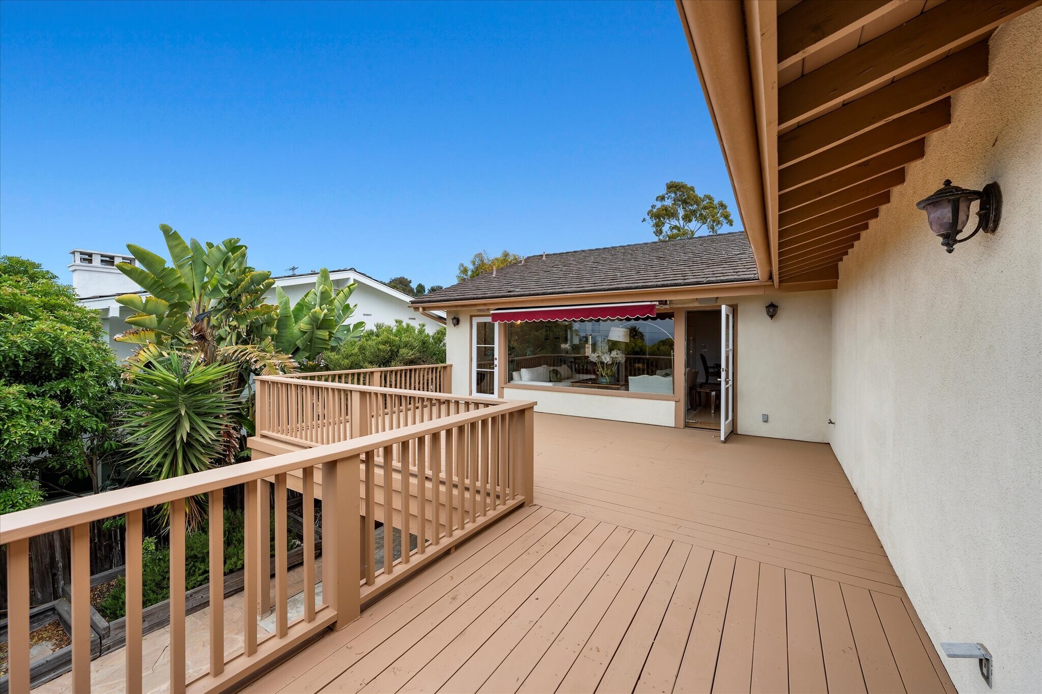 Building Photo - 2129 Palos Verdes Dr W