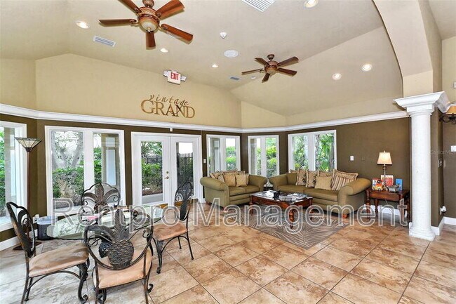 Building Photo - 4002 Crockers Lake Blvd