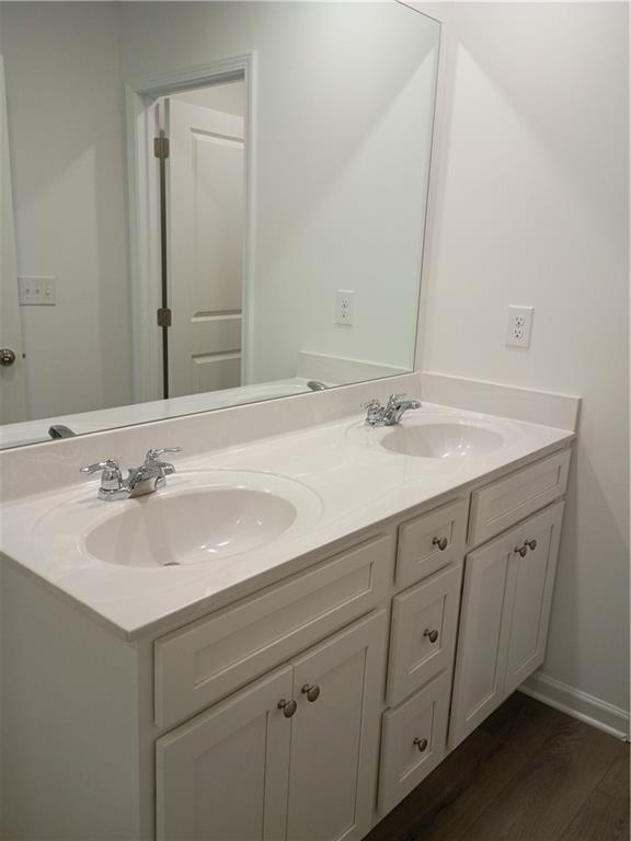 Building Photo - 124 Hazel Dr