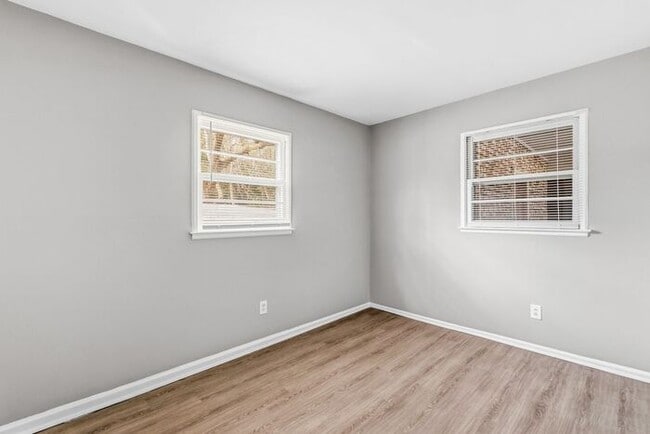 Building Photo - 4652 S Holden Rd