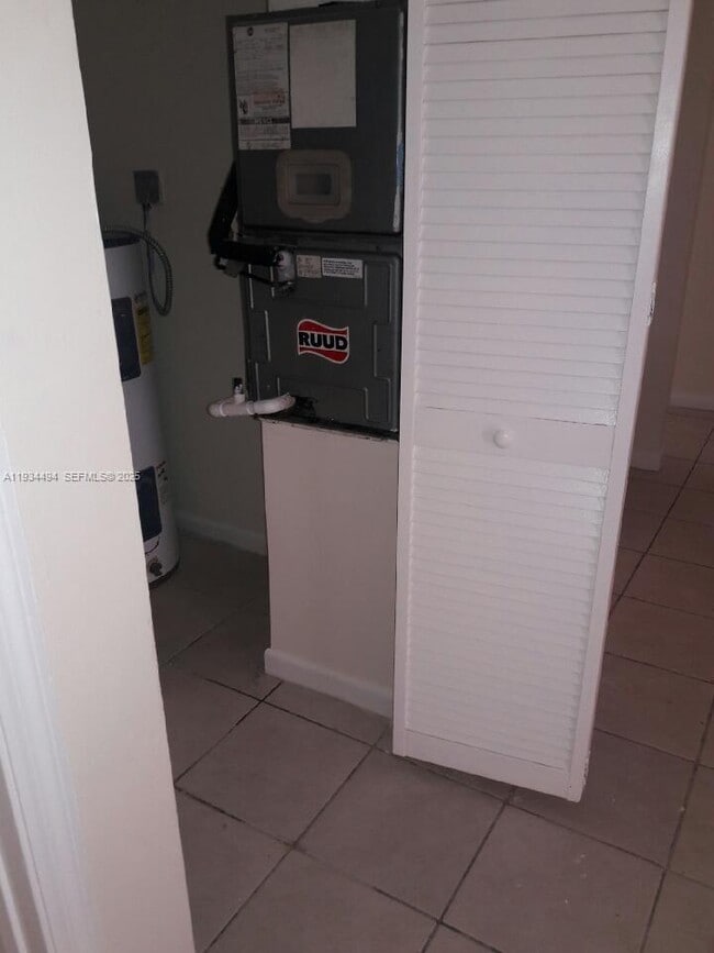 Building Photo - 14240 NW 22nd Ave