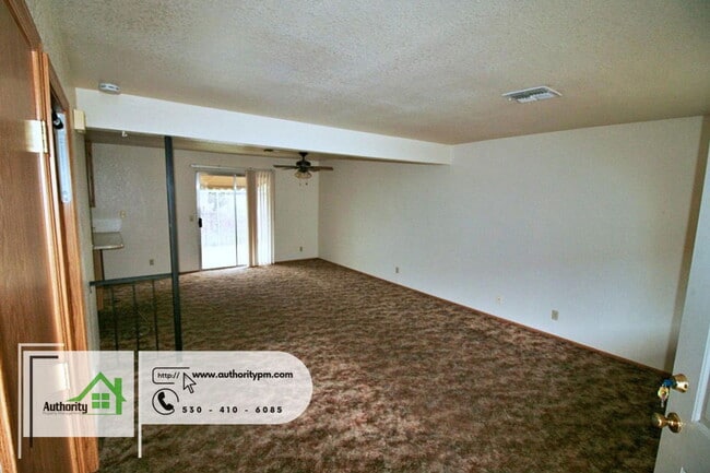 Building Photo - 3315 Magnums Way