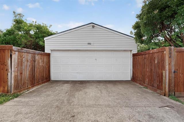 Building Photo - 936 Sugarberry Dr