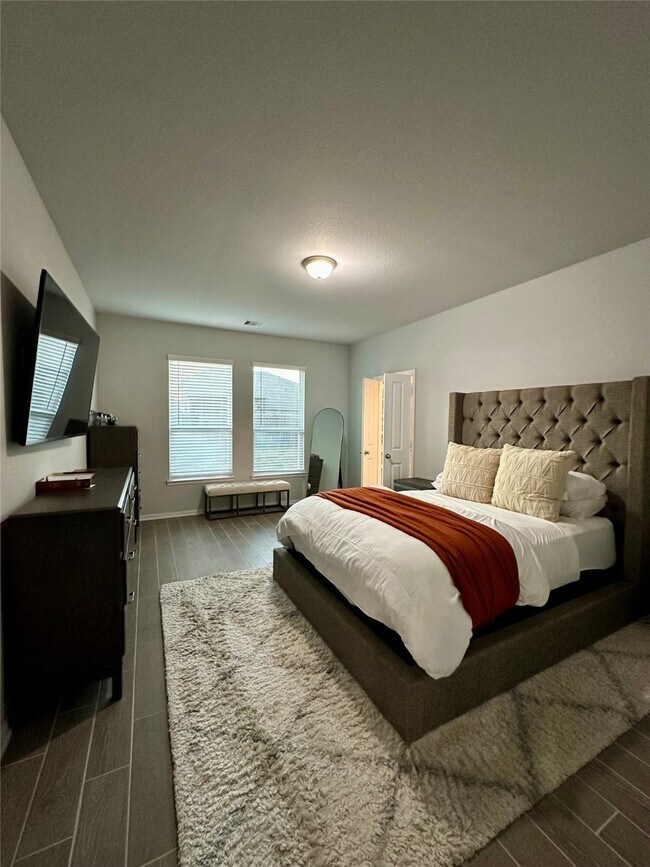 Building Photo - 15307 Davan Springs Dr