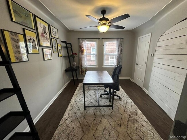 Building Photo - 4151 Grayton St