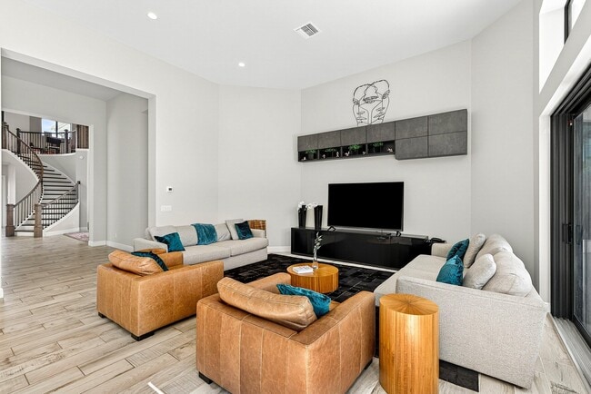 Building Photo - 2600 NW 69th St