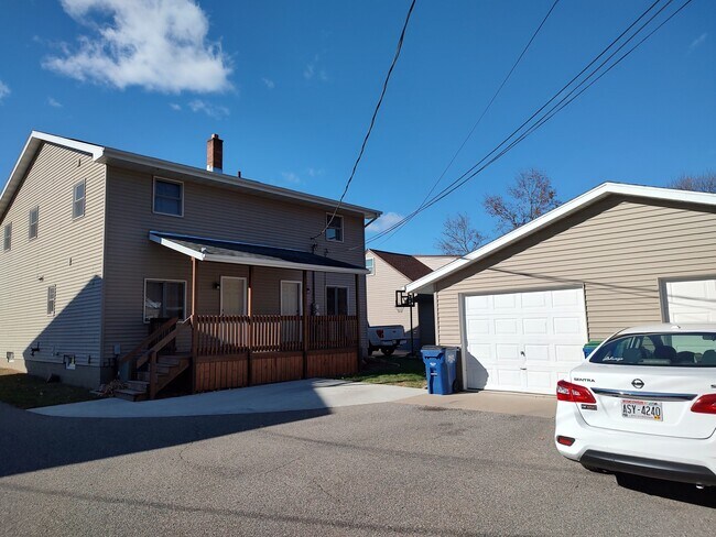 Rear view - 713 Moreland Ave