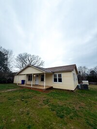 Building Photo - 517 Woodward Ave