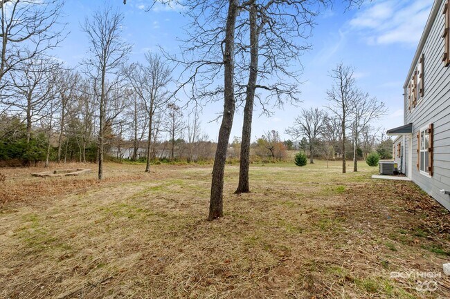Building Photo - Secluded Executive Retreat on 3.4+ Acres – Minutes from Fayetteville
