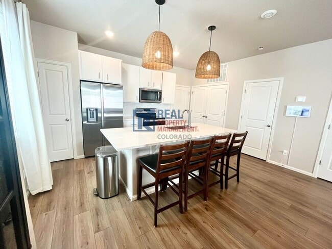 Building Photo - 9274 Tungsten Hts