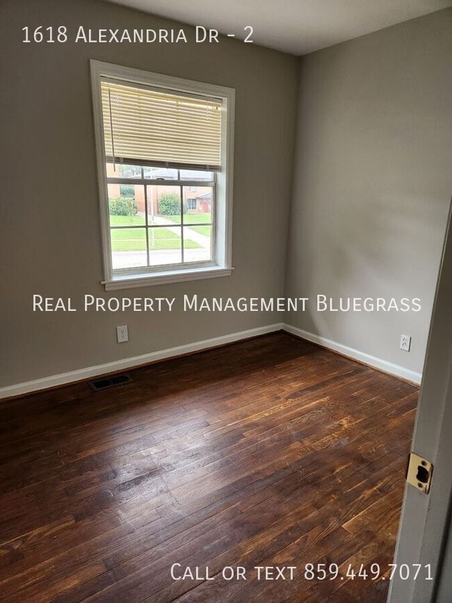 Building Photo - 1618 Alexandria Dr