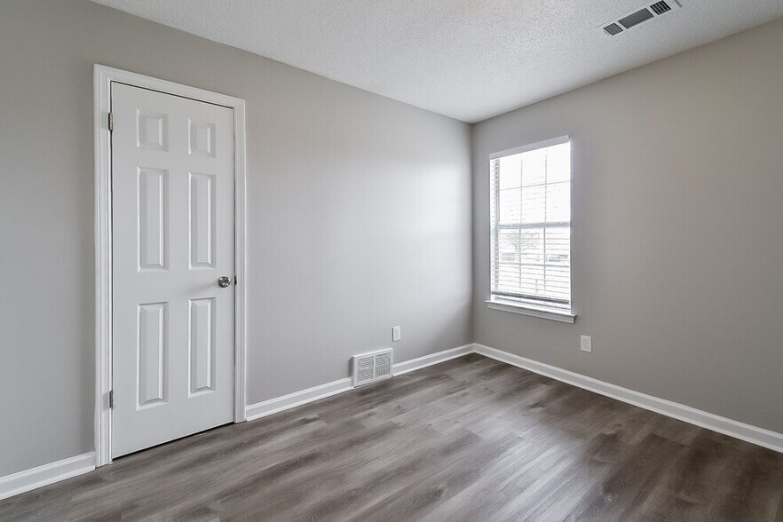 Building Photo - 6722 Finch Rd