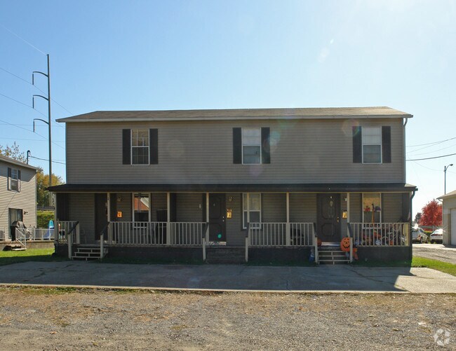 907 Florence St 907 Florence St Belpre OH 45714 Apartment Finder