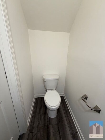 Building Photo - 3520 Condor Ct SW