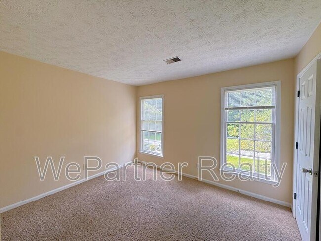 Building Photo - 5332 Winslow Crossing