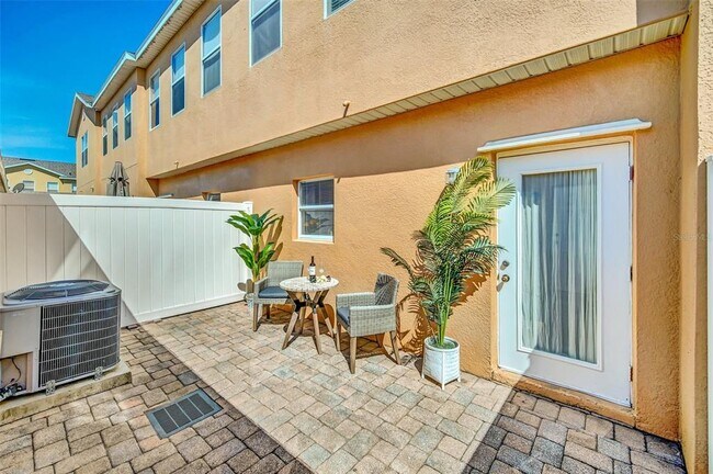 Building Photo - 13370 Daniels Landing Cir