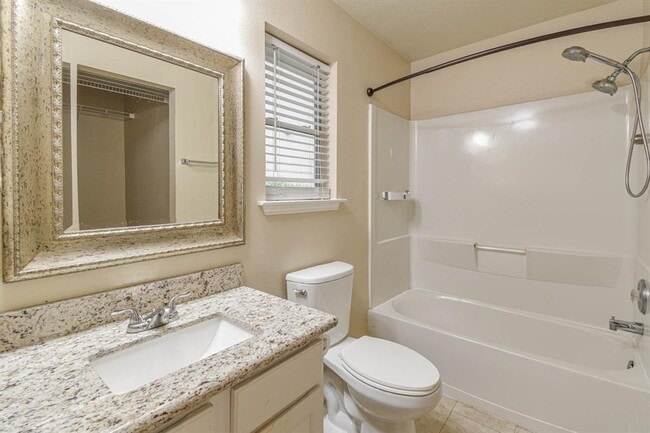 Building Photo - 19423 Ambrosia Falls Dr
