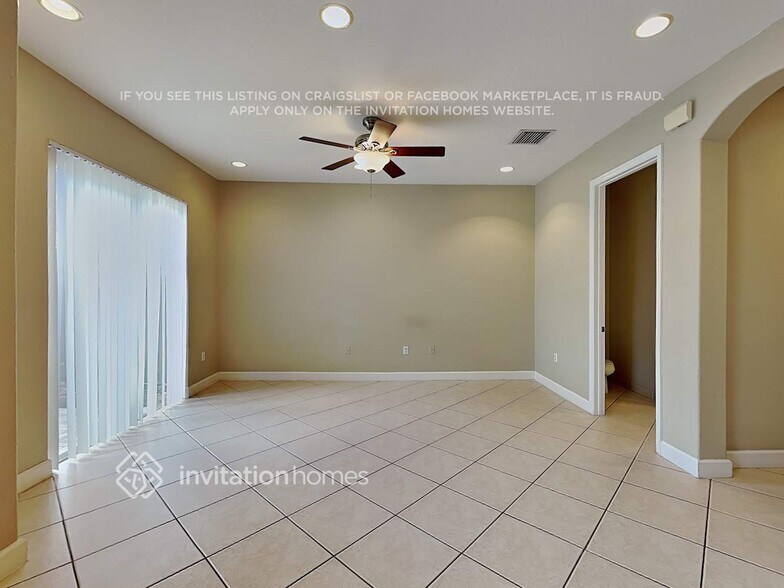 Building Photo - 4432 Arabian Way