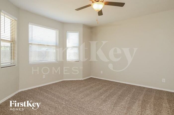 Building Photo - 10407 Queensland Way