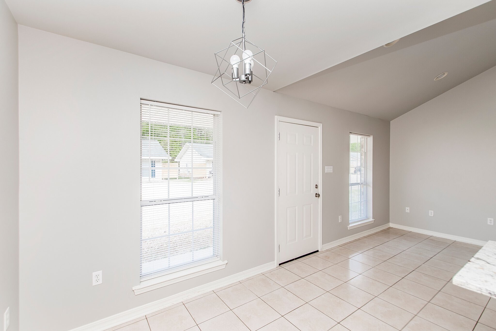 Building Photo - 48289 Alack Ln