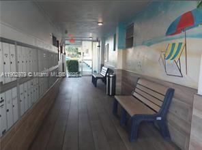 Building Photo - 1333 E Hallandale Beach Blvd