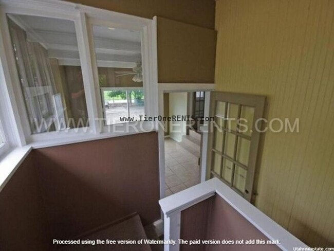 Building Photo - NO DEPOSIT option available for qualified renters!