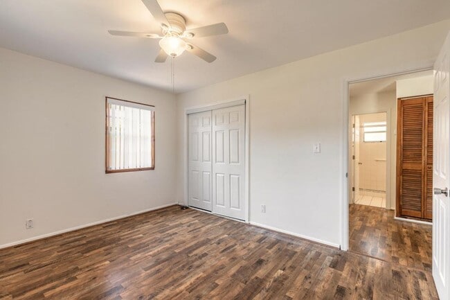 Building Photo - 2/1 plus bonus room in Holly Hill