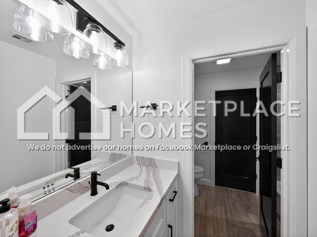 Building Photo - 19110 E Beecher Ct