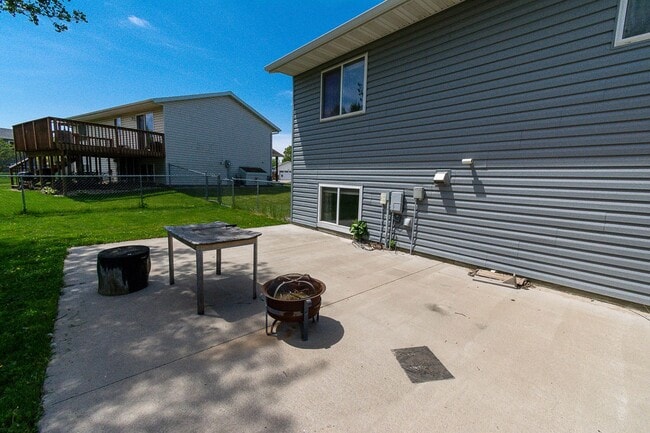 Building Photo - 2988 Bandel Ct NW