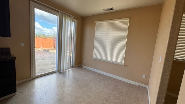 Building Photo - AVAILABLE!