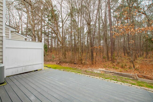 Building Photo - Stratford Townhouse in Rolesville