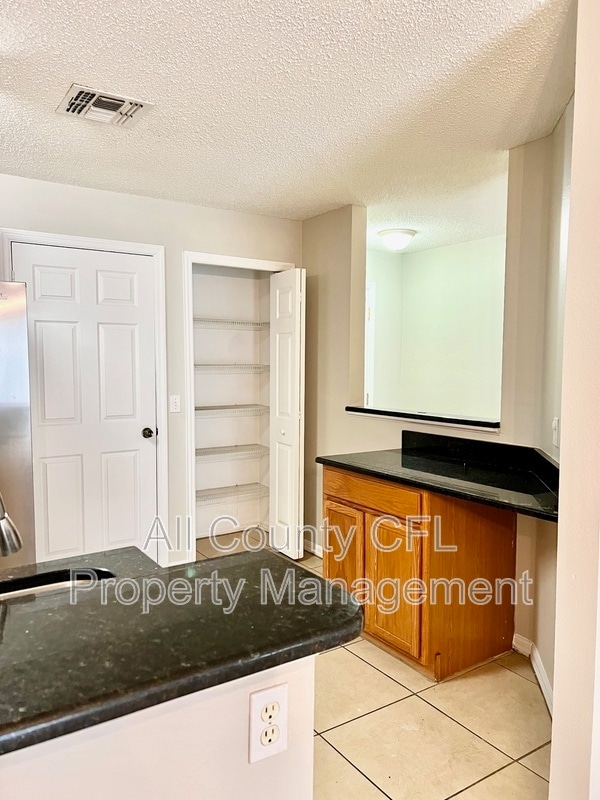 Building Photo - 12973 Lexington Summit St