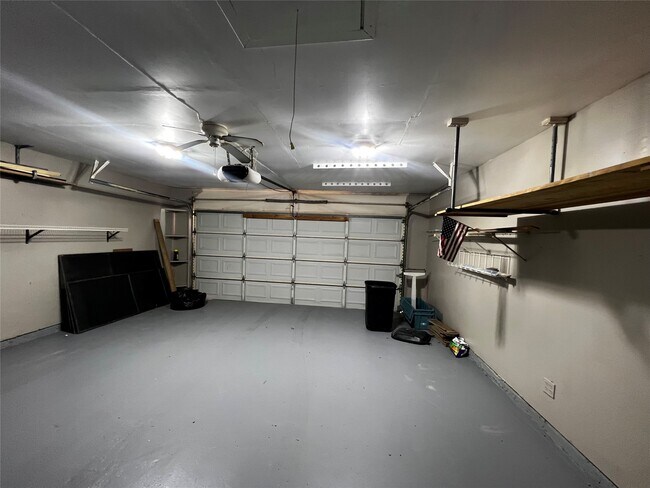 Building Photo - 18522 Glen Briar Ln