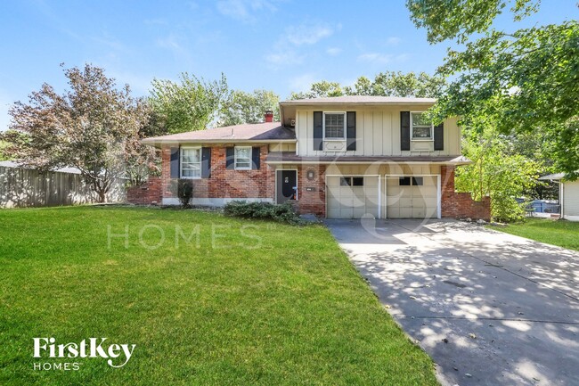 Building Photo - 3605 S Stayton Ave