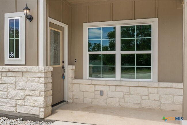Building Photo - 2926 Puter Creek Rd