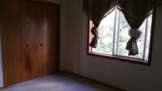 Building Photo - 603 Sunnybrook Dr