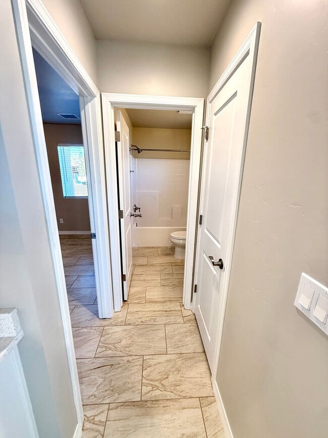 Building Photo - 2025 Built 2 Bedroom Home with Garage- Available Now!