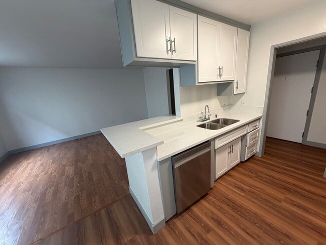 Interior Photo - s7769