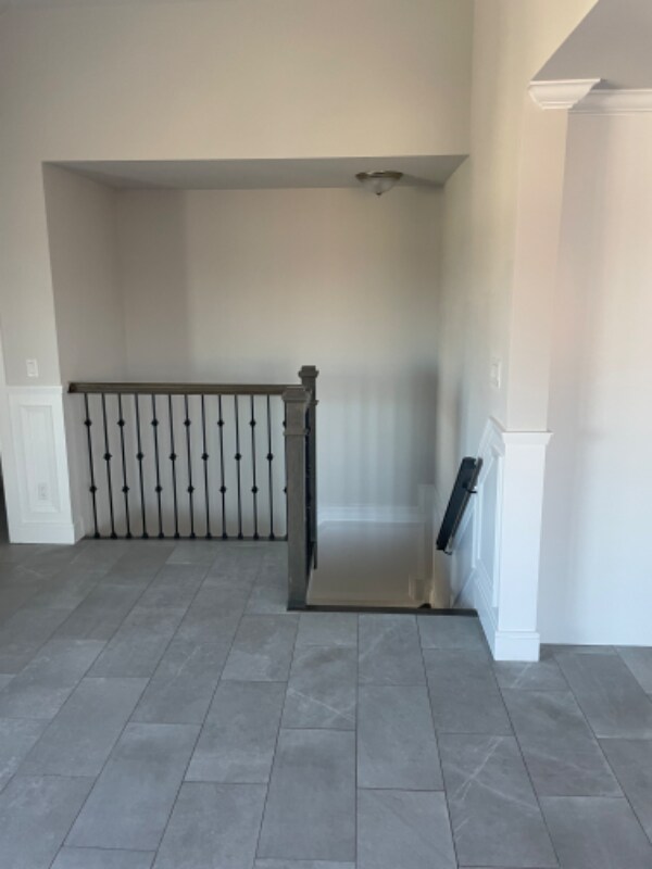 Building Photo - 16 Bartlett Ave