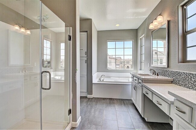 Building Photo - Highly sought neighborhood, stunning home!