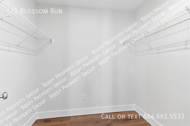 Building Photo - 670 Blossom Run