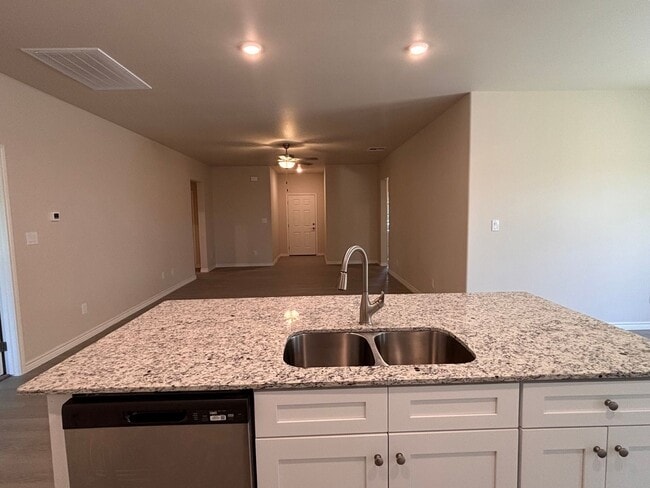 Building Photo - Brand New Construction in Midland, TX