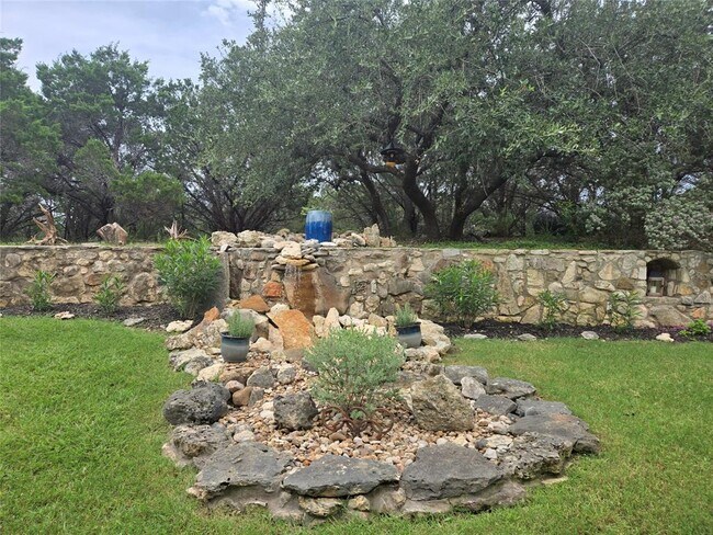 Building Photo - 1128 Thurman Bluff Dr