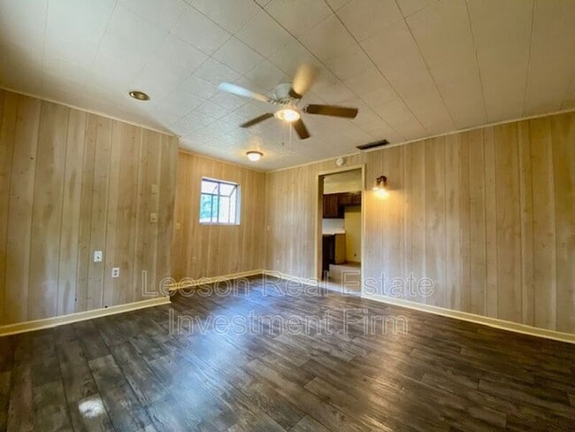 Building Photo - 2528 Westover Rd