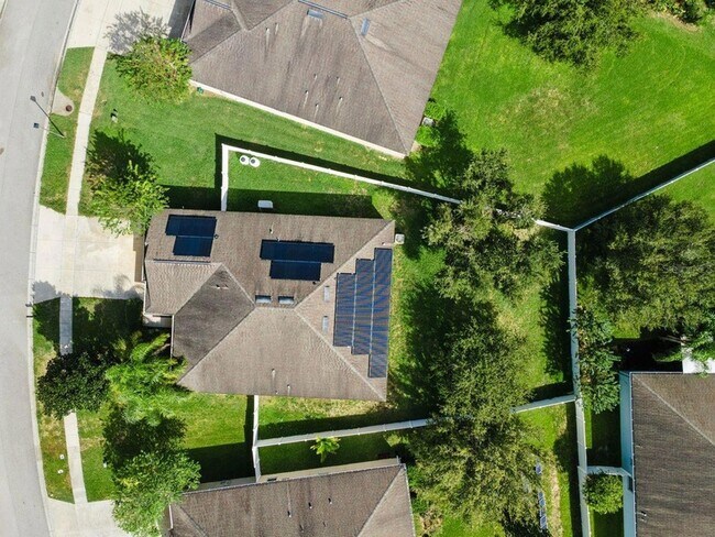 Building Photo - 5832 Tarleton Way