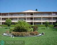 Building Photo - 129 Mansfield D