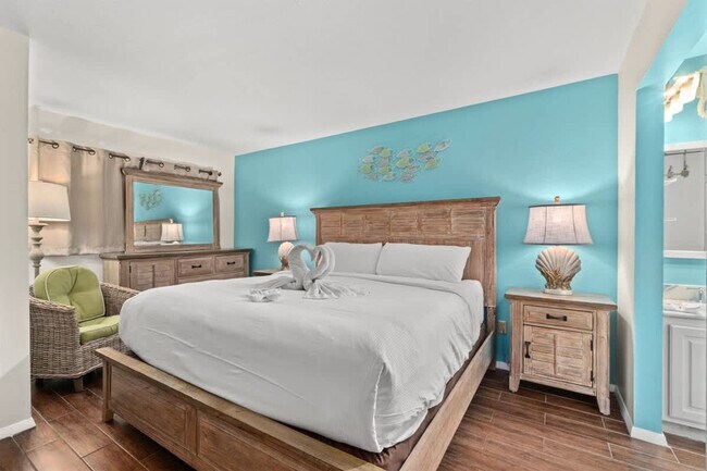 Building Photo - 8743 Thomas Dr