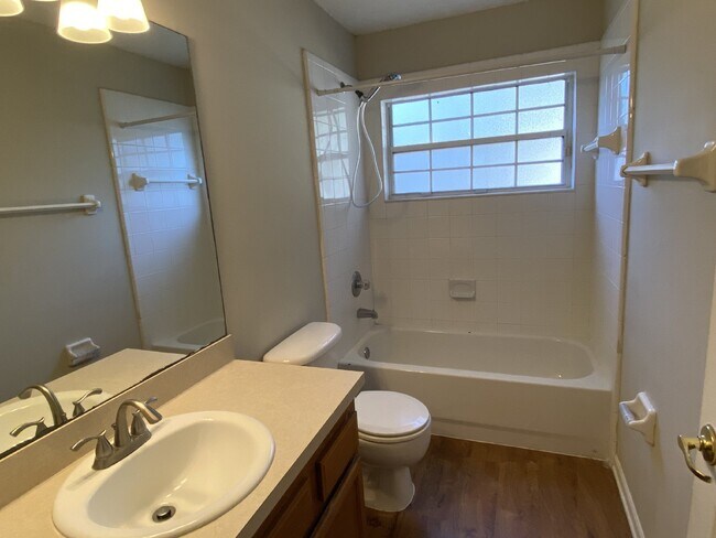 Building Photo - COMING SOON – 3 Bedroom, 2 Bathroom Single...