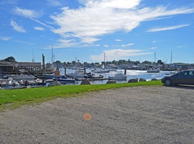 Building Photo - Winter Rental: Pirate's Cove (Pet-friendly!)