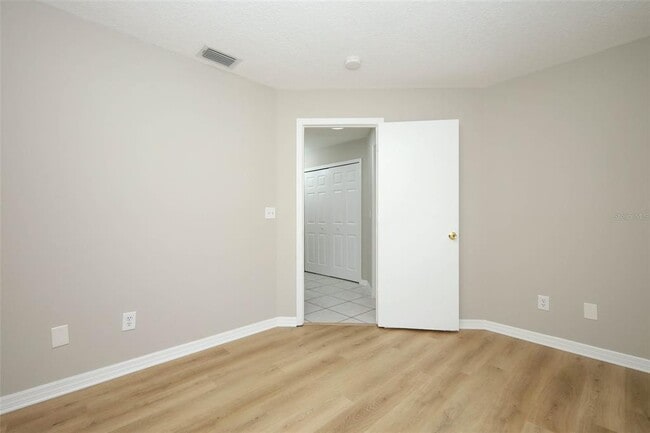 Building Photo - 788 Lincoln Pkwy